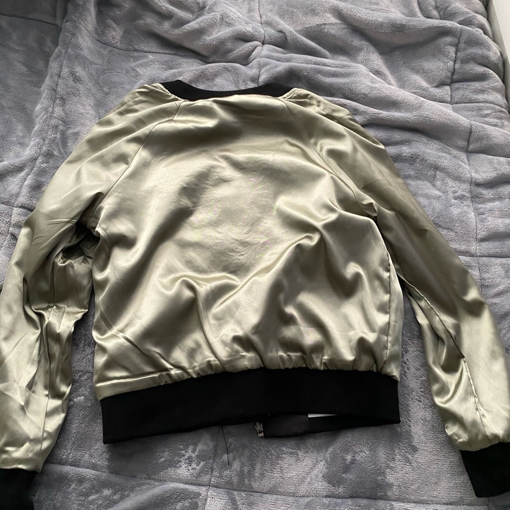 Jacket - Picture 4 of 4